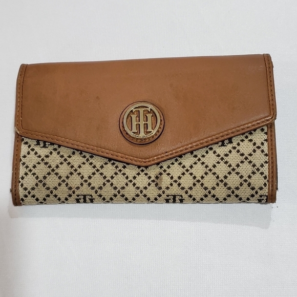 Tommy Hilfiger TH Logo Signature Wallet Brown - Picture 1 of 7